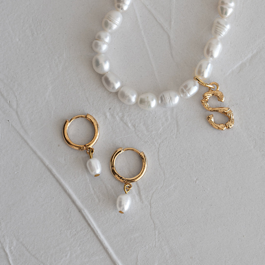 Pearl Necklace and Earrings Gift Set