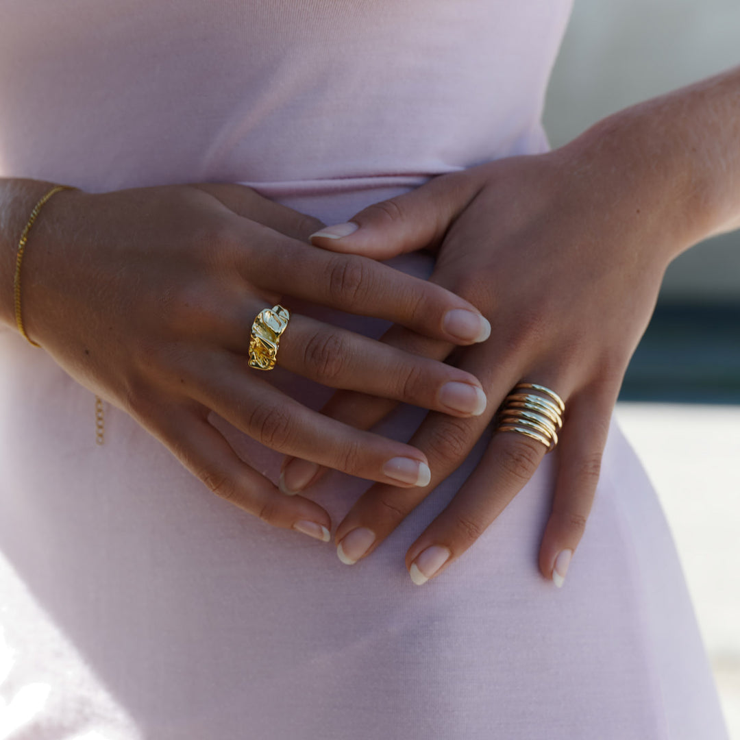 Elizha - Bague ajustable Chunky en matière organique