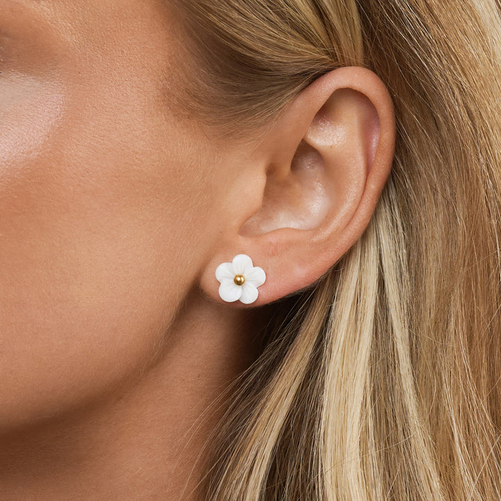 Ellen - Boucles d'oreilles en acier inoxydable en forme de fleur blanche